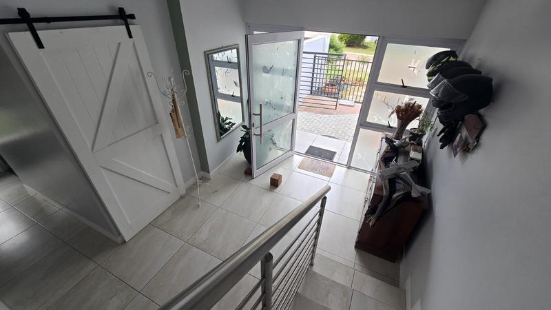 4 Bedroom Property for Sale in Somerset West Western Cape